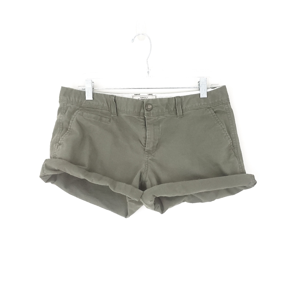 Old Navy Olive Green Shorts Chino Size 10 5" Cuffed Khaki Shorts - Picture 3 of 7